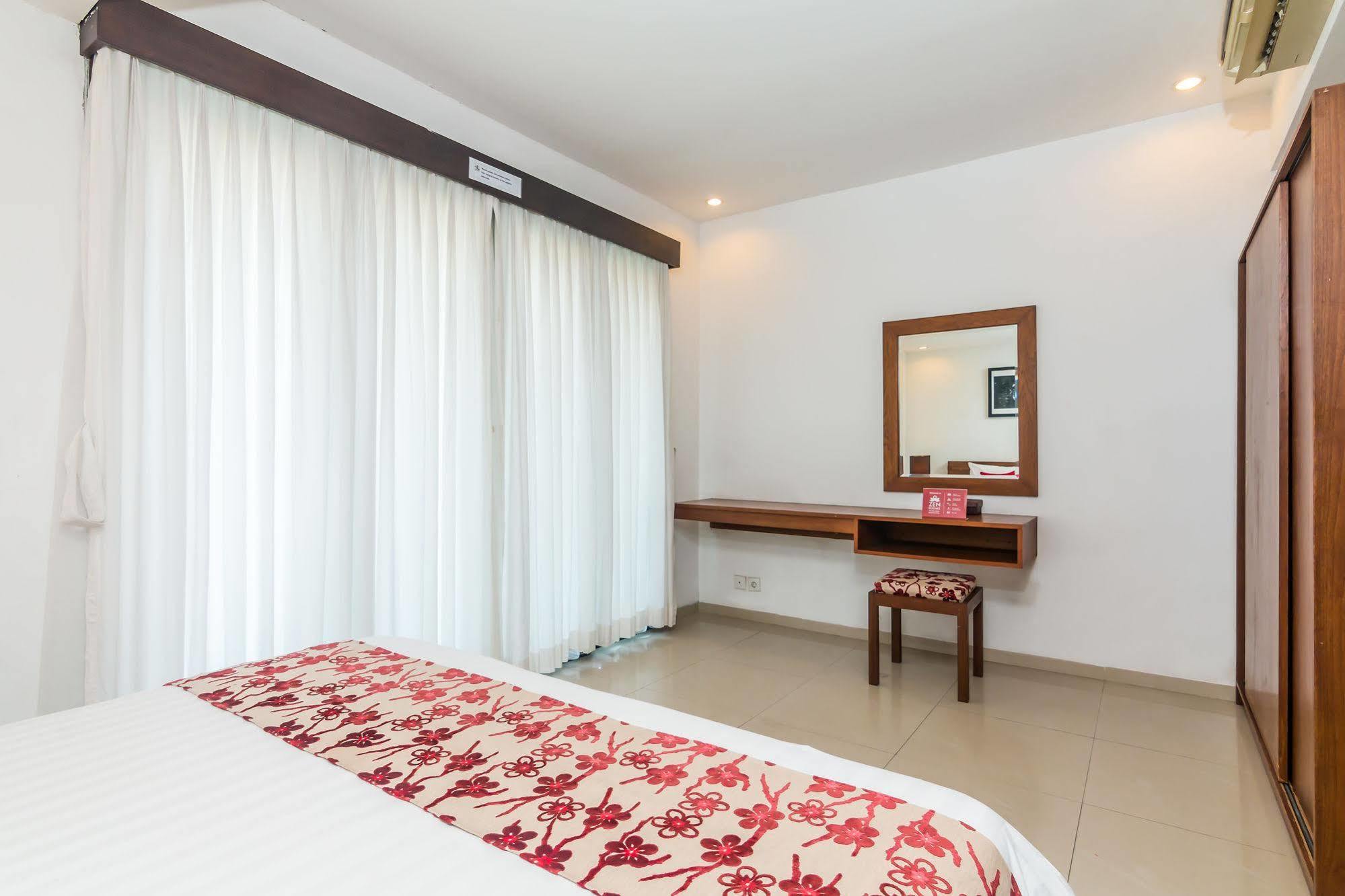 Zen Rooms Dewi Ratih Seminyak Kuta  Exterior photo